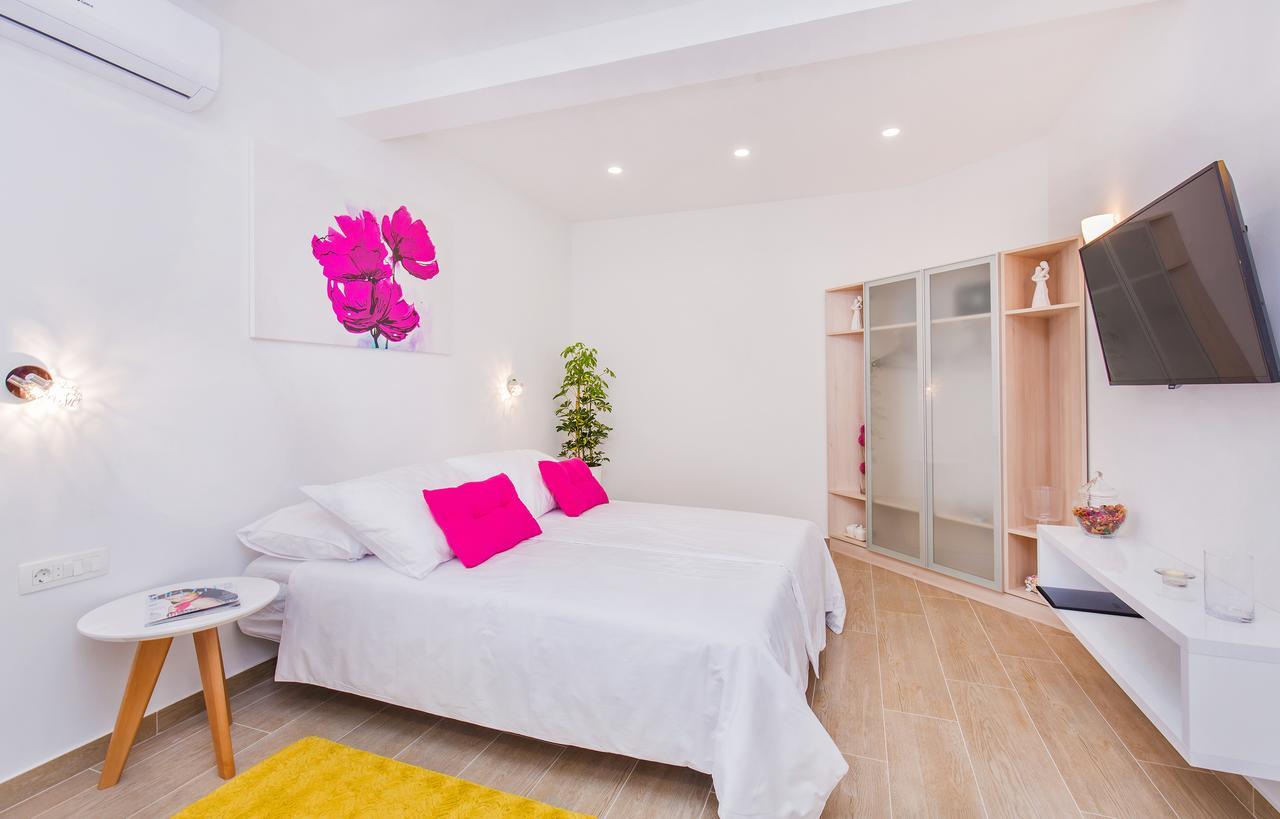 Boutique Flamingo B&B Млини Екстер'єр фото