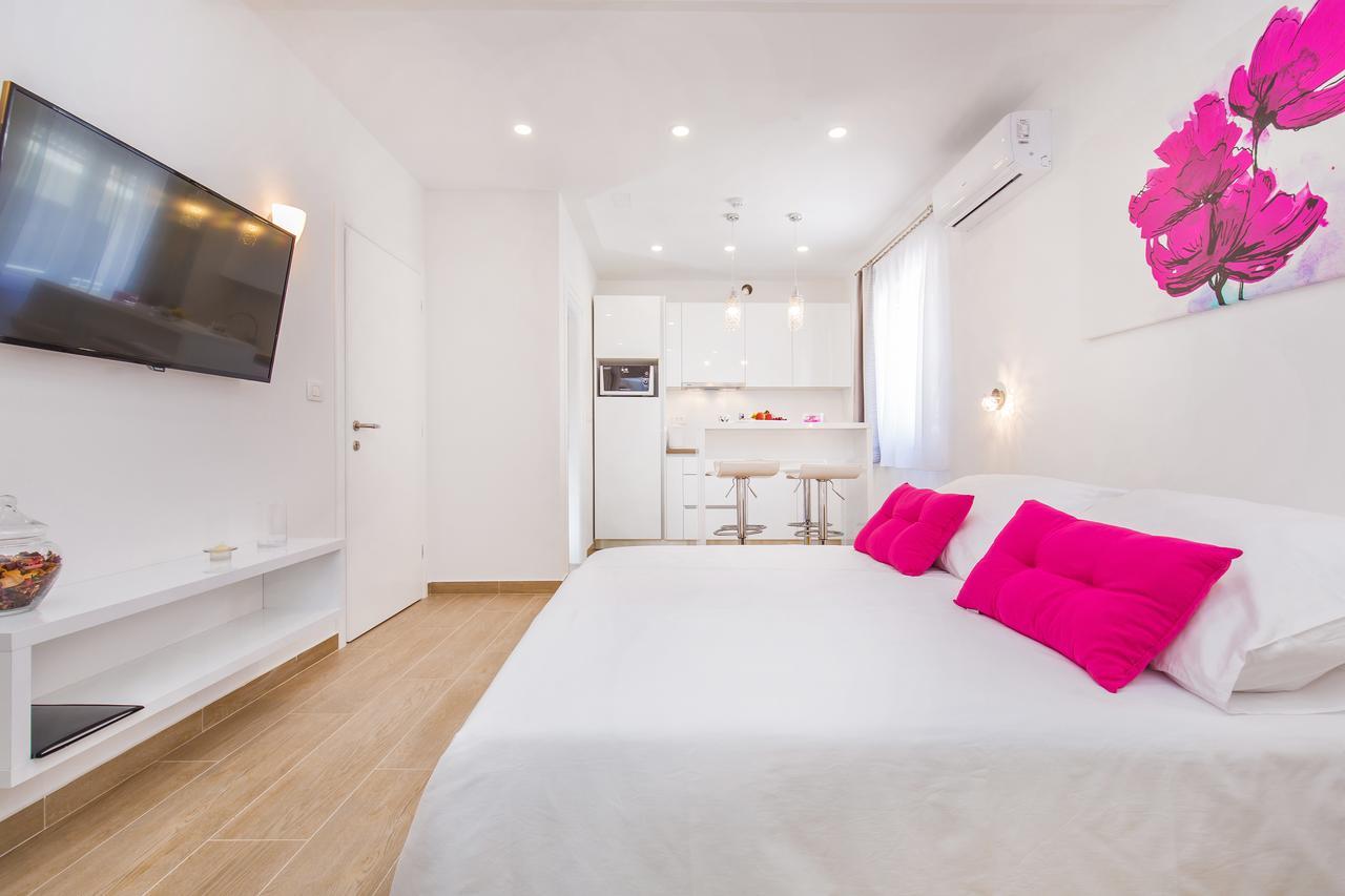 Boutique Flamingo B&B Млини Екстер'єр фото